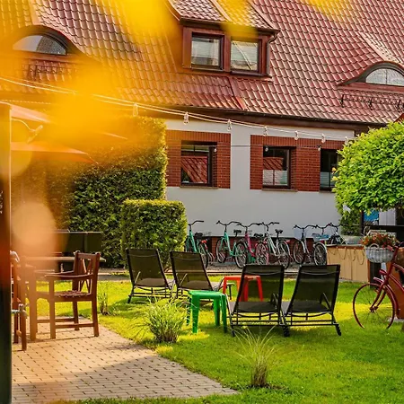 Promyk - & - Dla Doroslych Apartamento Białogóra
